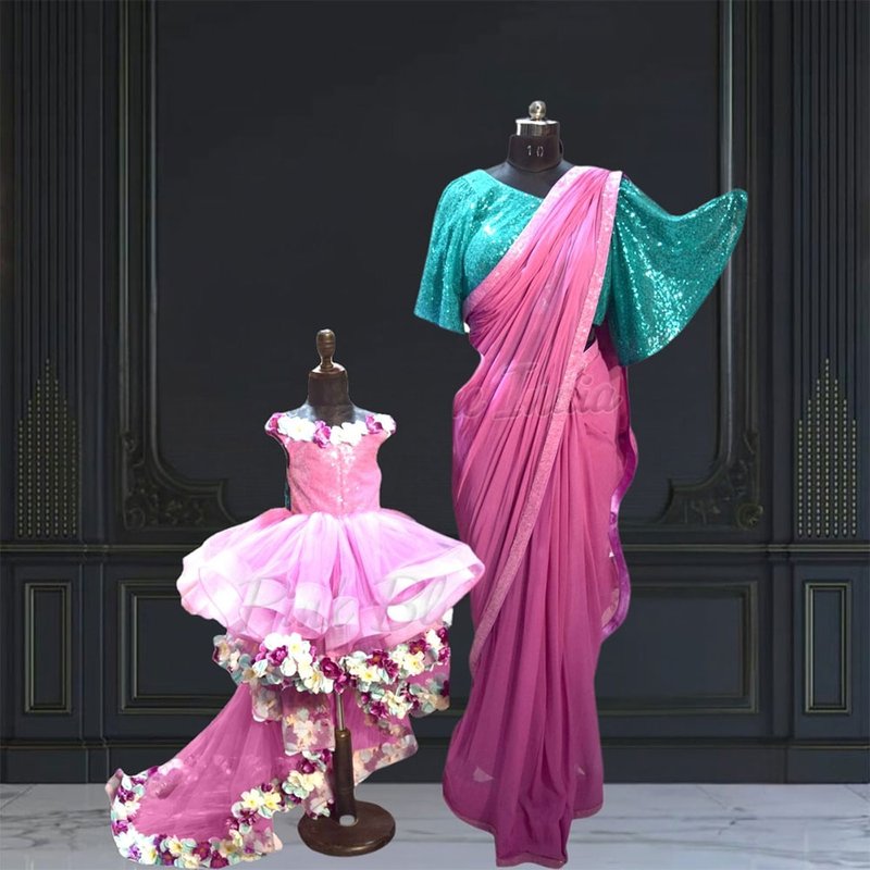 mother-and-daughter-aruna-boutique